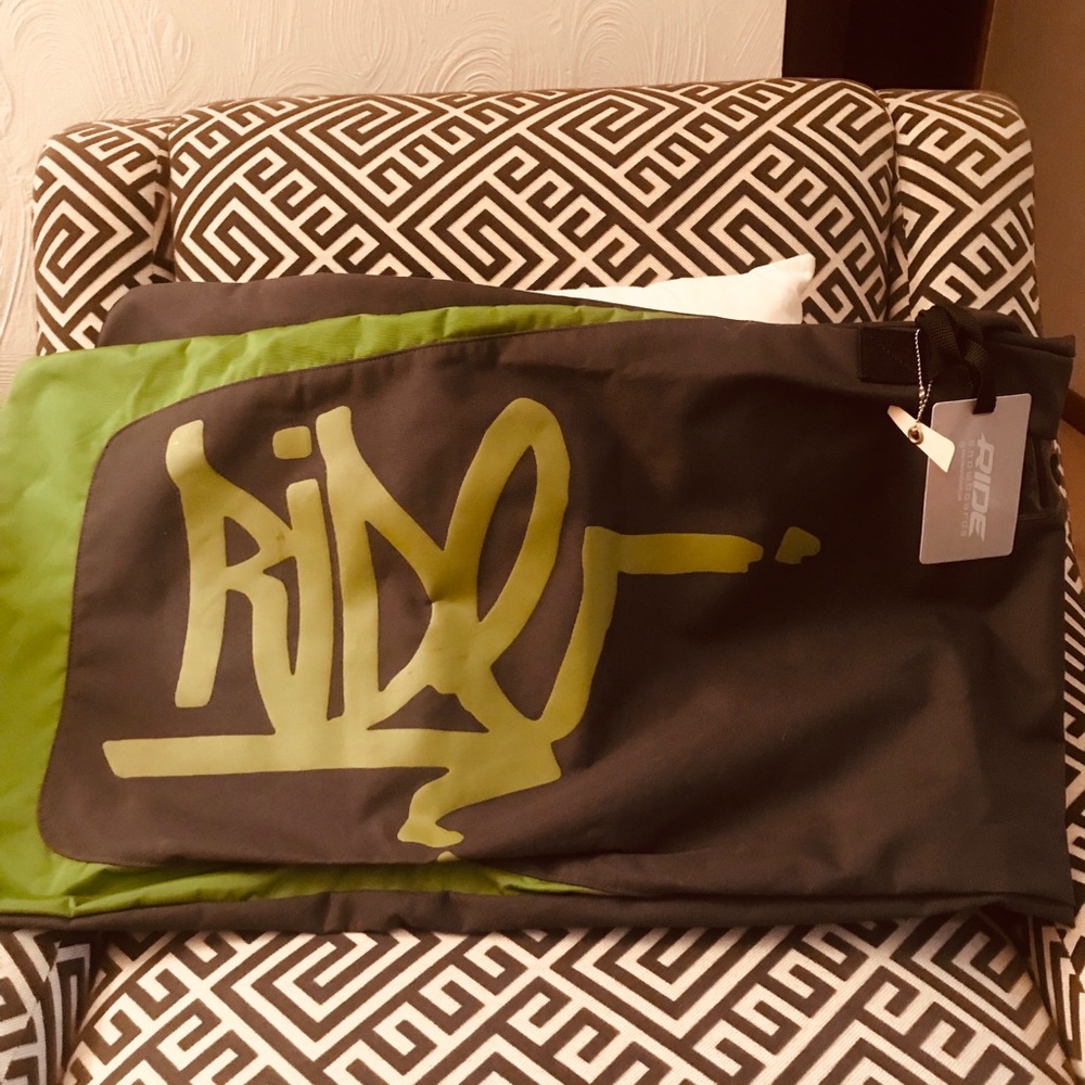 Ride Snowboard Storage Bag w/ Luggage Tag